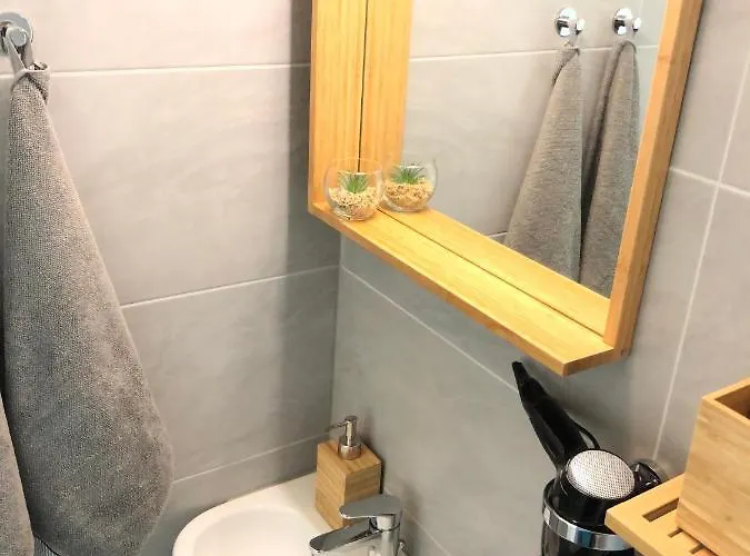 "be My Guest" Near Metro Station! Apartment Vienna